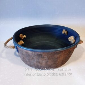 Fuente gran tamaño y capacidad (87)