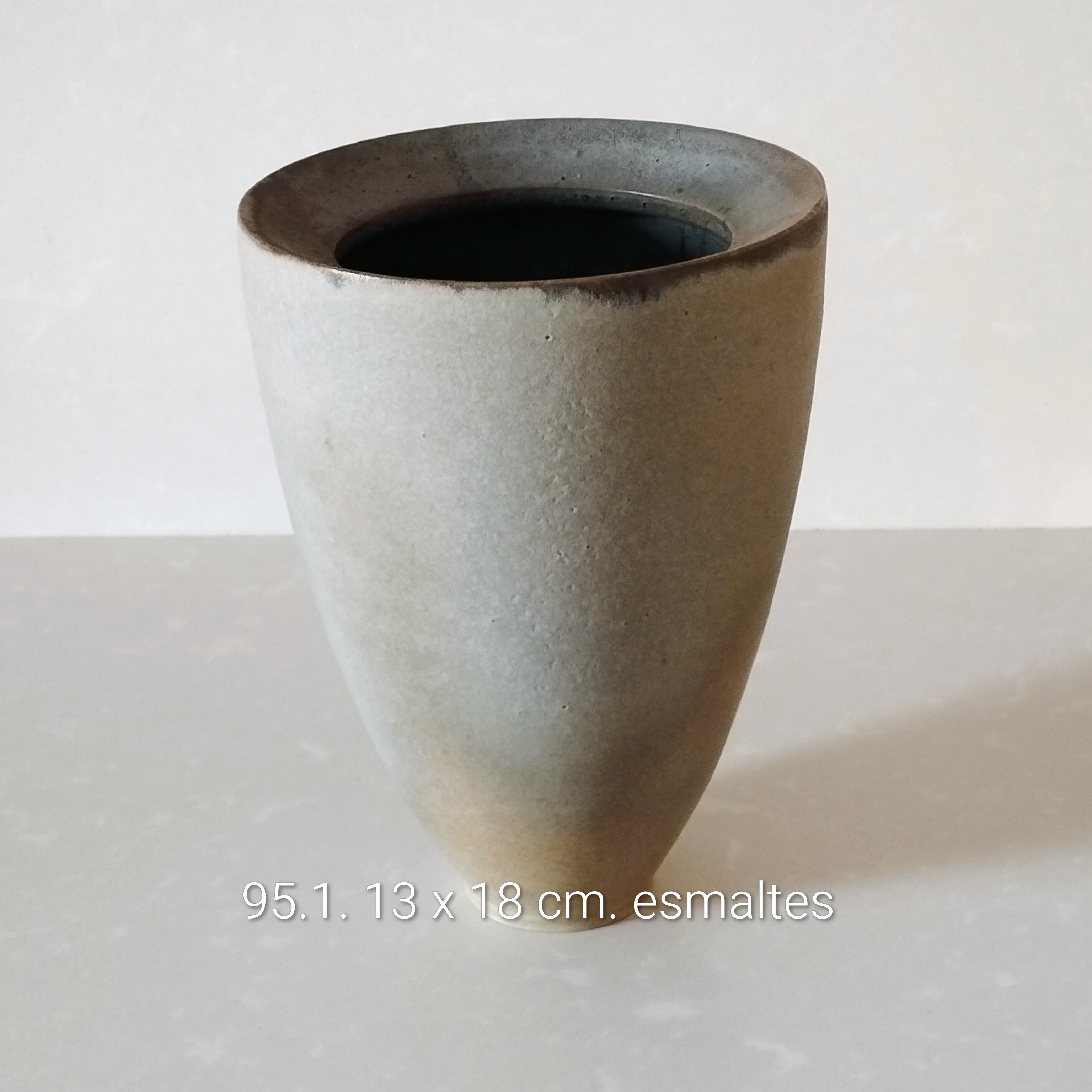 jarro pie estrecho (95)